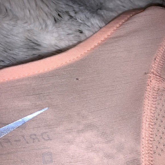 Nike Short Sleeve Top - Picture 4 of 4